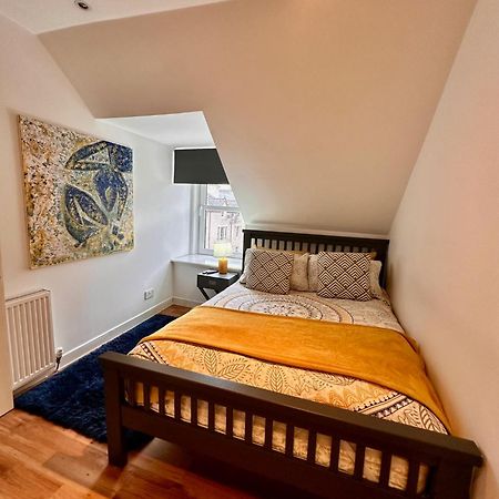 3-Bedroom Flat In The City Centre Next To The River Ness Inverness Esterno foto